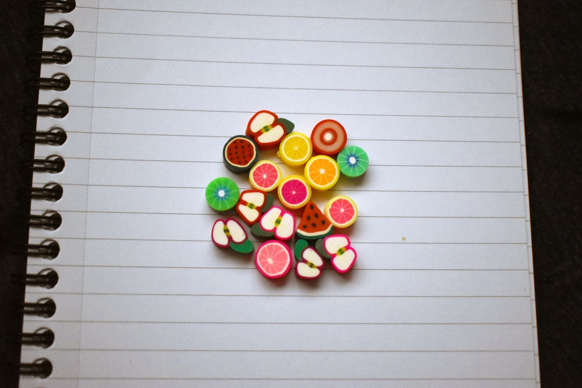 FKit de Pulseras de la Amistad de Frutas, Kit DIY para Hacer Pulseras, Manualidades para Niñas | Ifemi Jewels